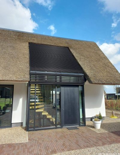 Fasadinės žaliuzės Multiple shapes, 107E, Villa, Berkel-Enschot, NL