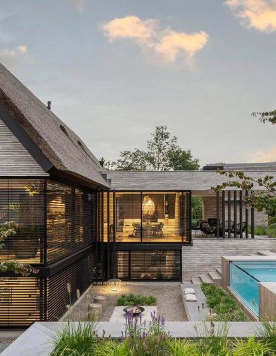 Fasadinės žaliuzės Multiple shapes, 155E, Geras Aannemersbedrijf, Villa, Gilze-Rijen, NL