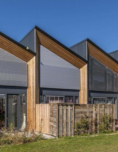 Fasadinės žaliuzės Multiple shapes, 75E Louver, 25 Homes, Houten, NL