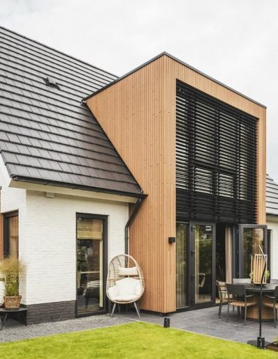 Fasadinės stačiakampės žaliuzės 96E, Mattone, Residentie, Numansdorp, NL