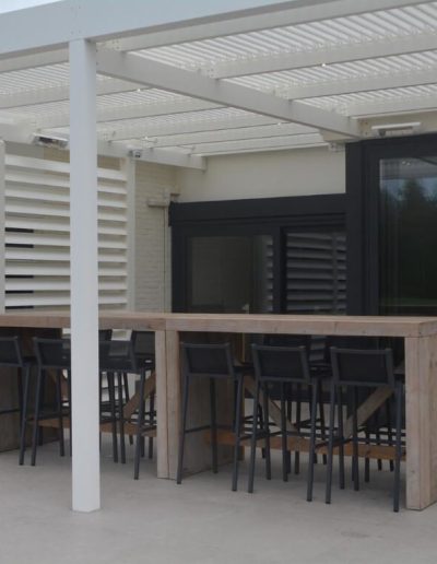 Lauko pertvarų žaliuzės Louver Fence 150EL, Golfclub Helmond, NL