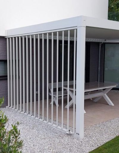 Lauko pertvarų vertikalios žaliuzės Vertical louvers, Residence, Eindhoven, NL
