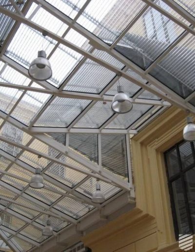 Stoglangio žaliuzės 75E, Budapešto technologijos ir ekonomikos universitetas, Vengrija